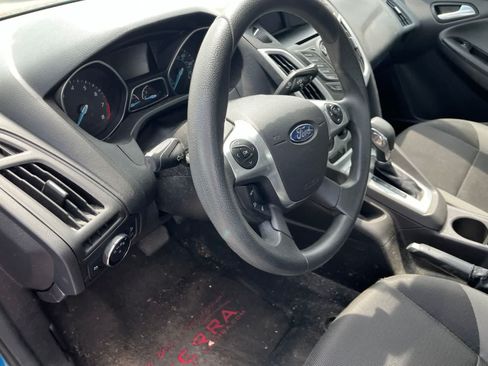 Used 2014 Ford Focus SE FWD image 28