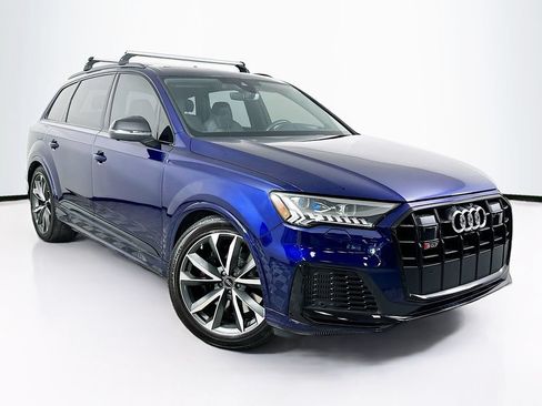 Used 2023 Audi SQ7 Prestige w/ Prestige Package AWD/4WD image 2