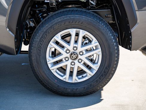 New 2026 Toyota Tundra SR5 image 8