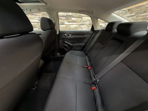 Used 2024 Honda Civic EX image 31