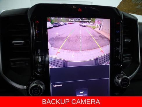 Certified 2025 RAM 2500 Big Horn AWD/4WD image 14