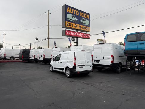 Used 2023 Ford Transit Connect XL FWD image 2