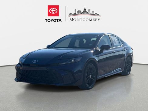 Used 2026 Toyota Camry SE w/ Convenience Package image 7