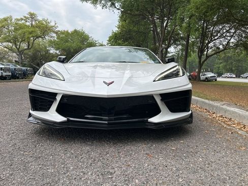 Used 2023 Chevrolet Corvette Stingray Premium Cpe w/ Z51 Performance Package image 3