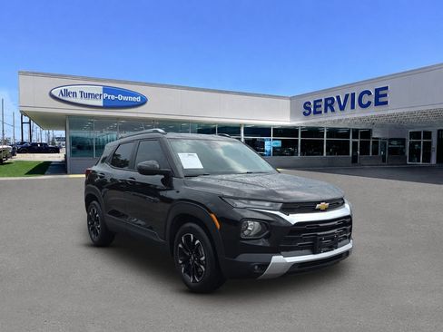 Used 2023 Chevrolet TrailBlazer LT FWD image 36