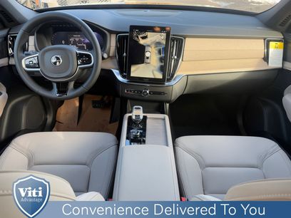 New 2026 Volvo XC90 B6 Plus w/ Protection Package Premier