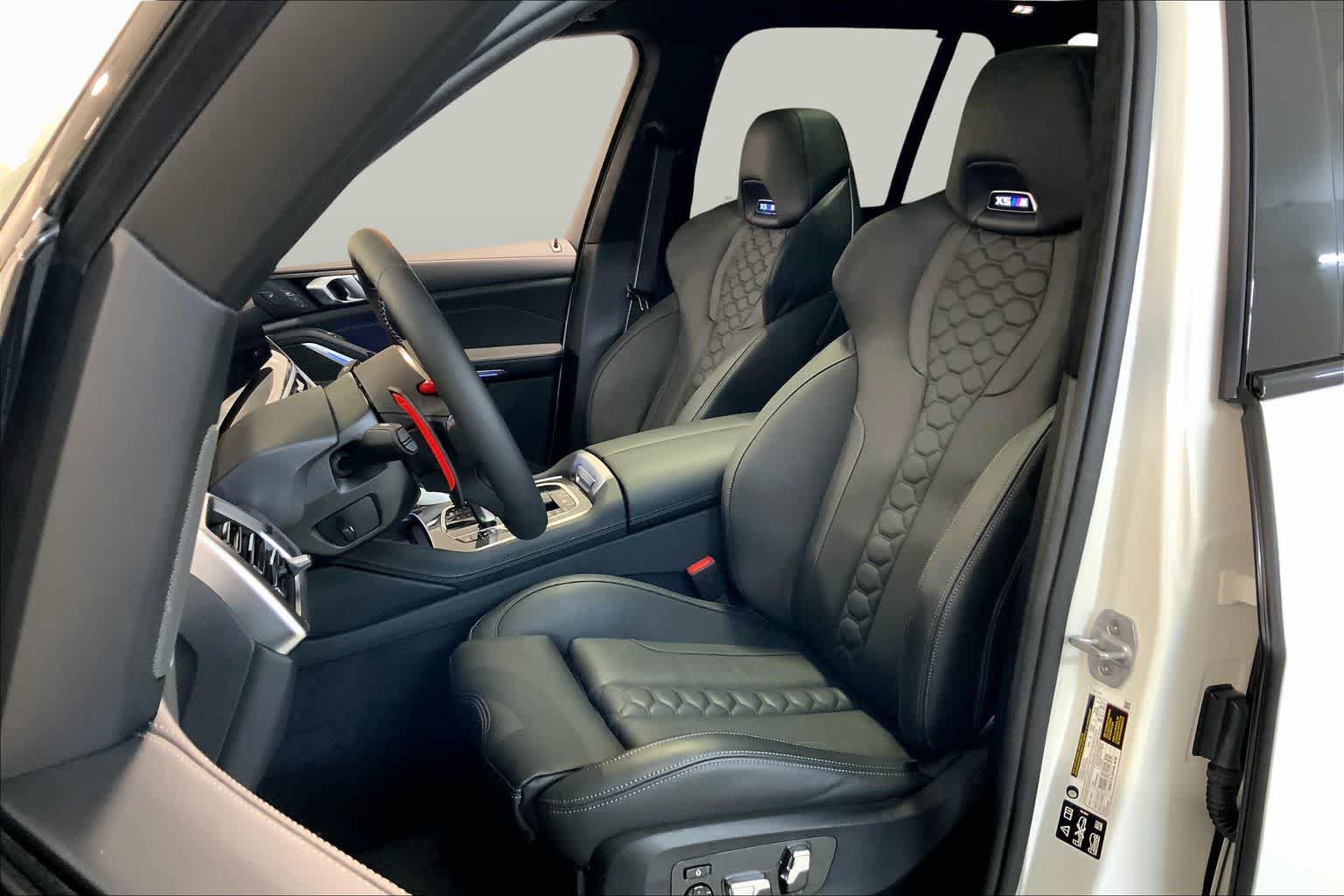 New 2026 BMW X5 M Competition w/ Executive Package AWD/4WD image 9