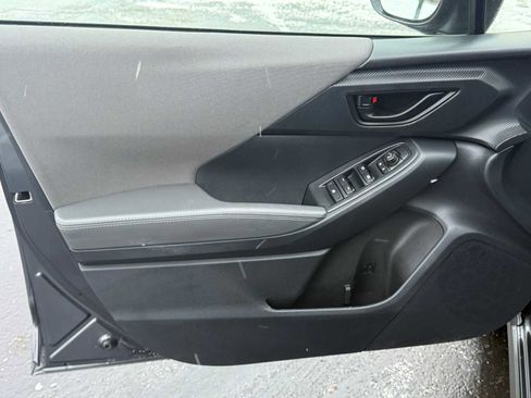 Certified 2025 Subaru Crosstrek 2.0i Premium image 11