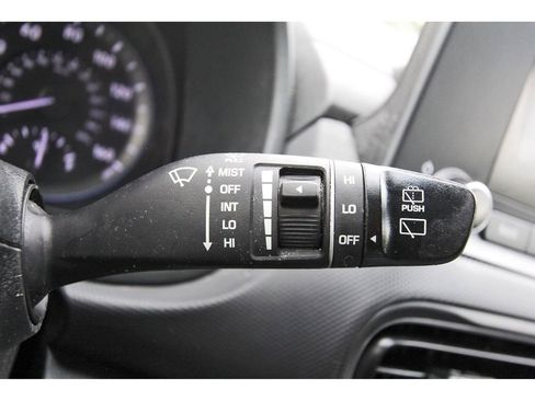 Used 2022 Hyundai Kona SEL FWD image 19