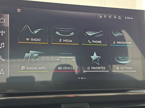 Used 2022 Audi A4 2.0T Premium Plus w/ Premium Plus Package image 20