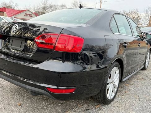 Used 2013 Volkswagen Jetta GLI image 10