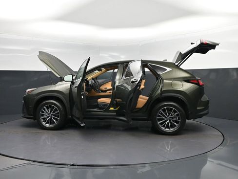 New 2026 Lexus NX 350 AWD image 46