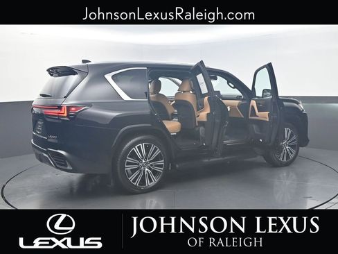 New 2026 Lexus LX 600 4WD w/ Accessory Package (2T) image 24