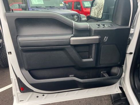 Used 2020 Ford F150 XLT w/ Equipment Group 302A Luxury image 4