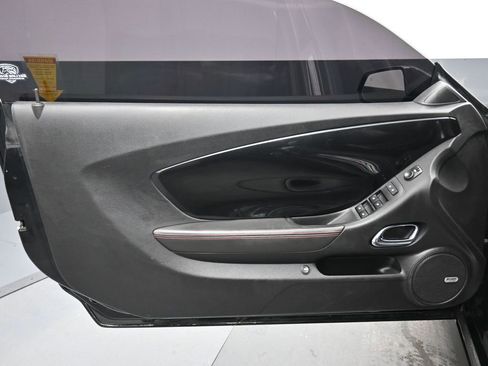 Used 2015 Chevrolet Camaro ZL1 image 9