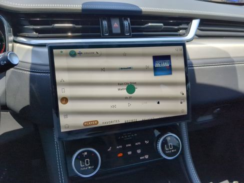 New 2026 Jaguar F-PACE R-Dynamic S image 26