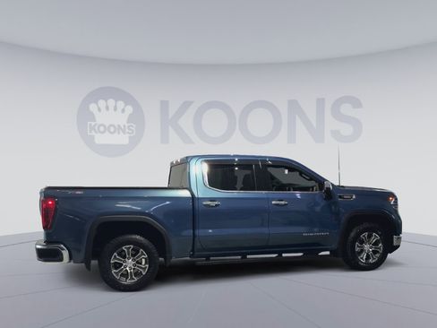 Used 2024 GMC Sierra 1500 SLT w/ X31 Off-Road Package AWD/4WD image 12