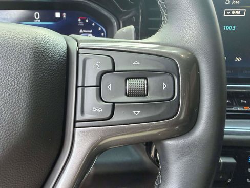 Used 2023 Chevrolet Silverado 1500 High Country RWD image 9