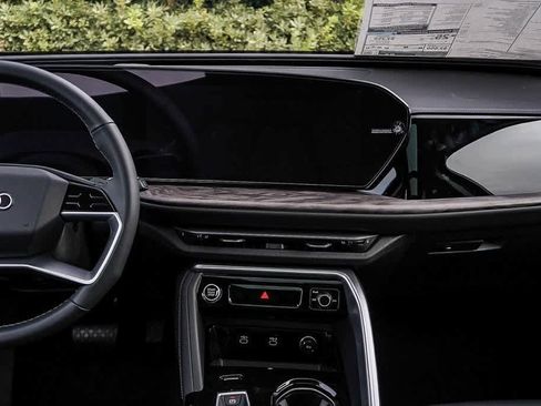 New 2025 Audi Q5 Premium Plus image 13