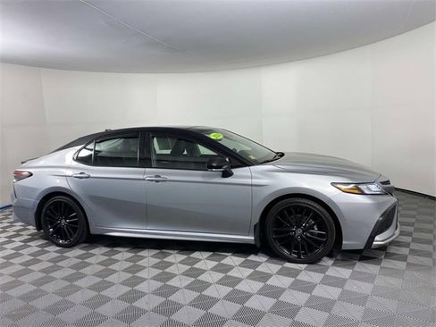 Used 2024 Toyota Camry XSE image 10