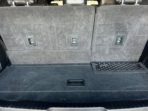 Used 2020 Ford Expedition XLT w/ Equipment Group 202A AWD/4WD image 18