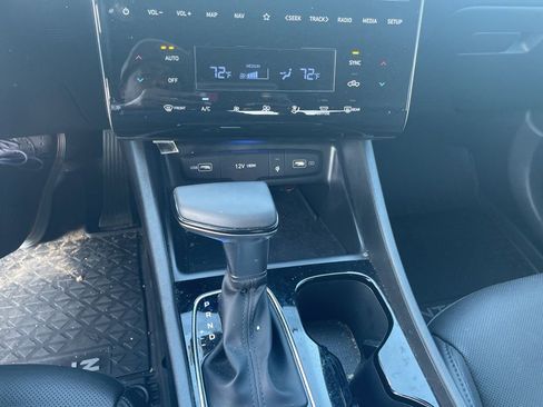 Certified 2024 Hyundai Santa Cruz Limited image 23