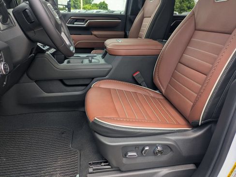 New 2026 GMC Sierra 3500 Denali Ultimate AWD/4WD image 22