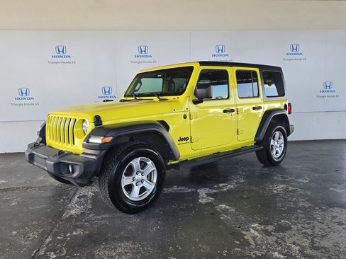 Used 2023 Jeep Wrangler Unlimited Sport AWD/4WD image 2