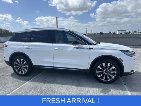 Used 2022 Lincoln Corsair Reserve w/ Equipment Group 201A image 40