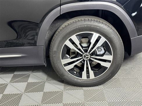 Certified 2025 Mercedes-Benz GLB 250 image 22