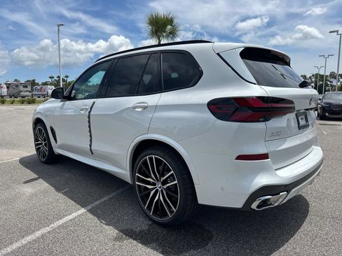 New 2026 BMW X5 xDrive40i w/ M Sport Package image 6