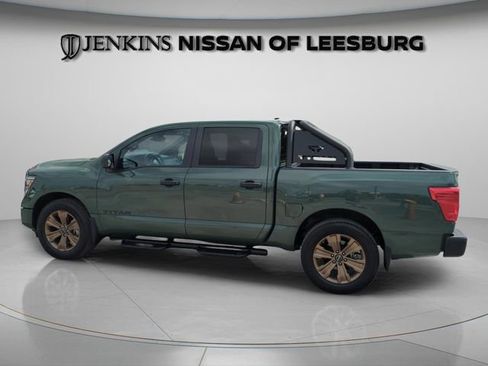 Certified 2024 Nissan Titan SV w/ SV Bronze Edition Package RWD image 13