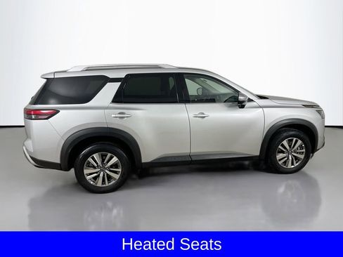 Used 2025 Nissan Pathfinder SL image 10