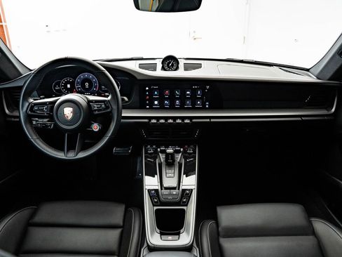 Certified 2025 Porsche 911 Carrera RWD image 6