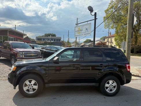 Used 2012 Ford Escape XLT AWD/4WD image 3