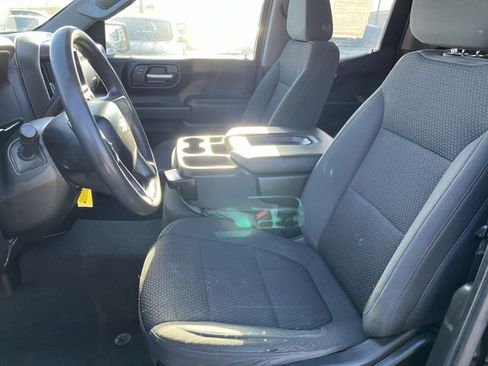 Used 2022 Chevrolet Silverado 1500 Custom w/ LPO, Blackout Package image 15