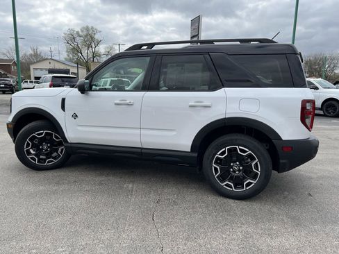 Used 2025 Ford Bronco Sport Outer Banks w/ Outer Banks Tech Package+ AWD/4WD image 9
