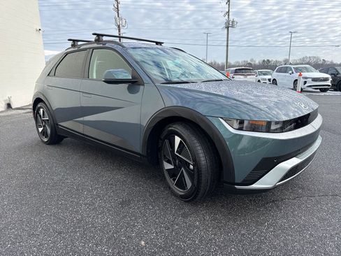 Used 2025 Hyundai Ioniq 5 SEL image 3