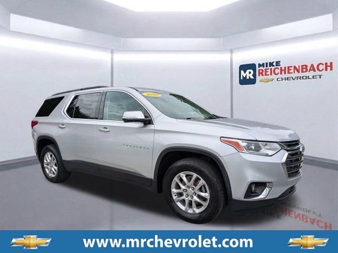 Used 2020 Chevrolet Traverse LT FWD image 1