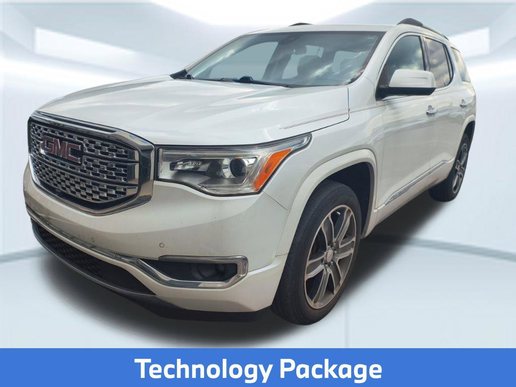 Used 2018 GMC Acadia Denali w/ Technology Package FWD image 5