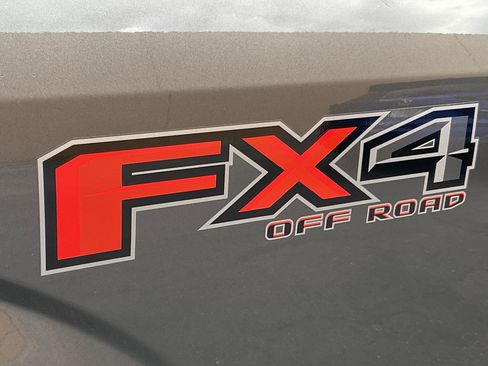 Used 2015 Ford F150 Lariat w/ Max Trailer Tow Package image 8