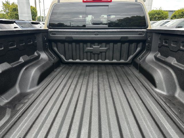 Used 2024 Chevrolet Colorado Trail Boss w/ Technology Package AWD/4WD image 41