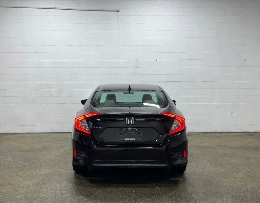 Used 2017 Honda Civic EX image 4