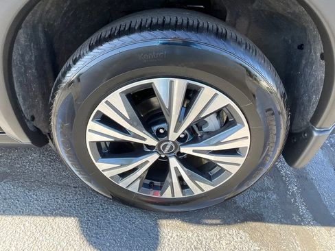 Certified 2023 Nissan Rogue SV w/ SV Premium B Package AWD/4WD image 28
