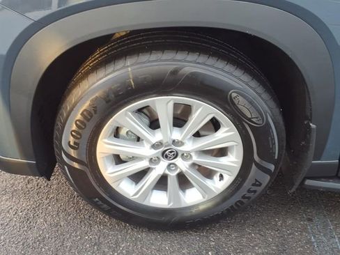 Used 2026 Toyota Grand Highlander AWD image 8
