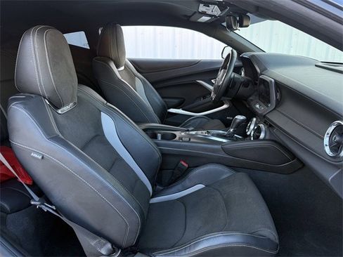 Used 2023 Chevrolet Camaro SS image 29