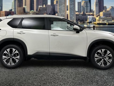 Used 2023 Nissan Rogue SV w/ SV Premium B Package AWD/4WD image 4