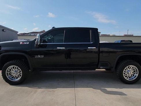 Used 2023 Chevrolet Silverado 2500 LTZ w/ LTZ Premium Texas Edition AWD/4WD image 5