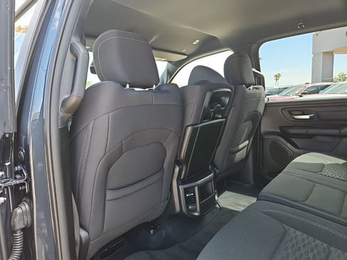 New 2026 RAM 1500 Express AWD/4WD image 20