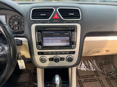 Used 2013 Volkswagen Eos Komfort image 27